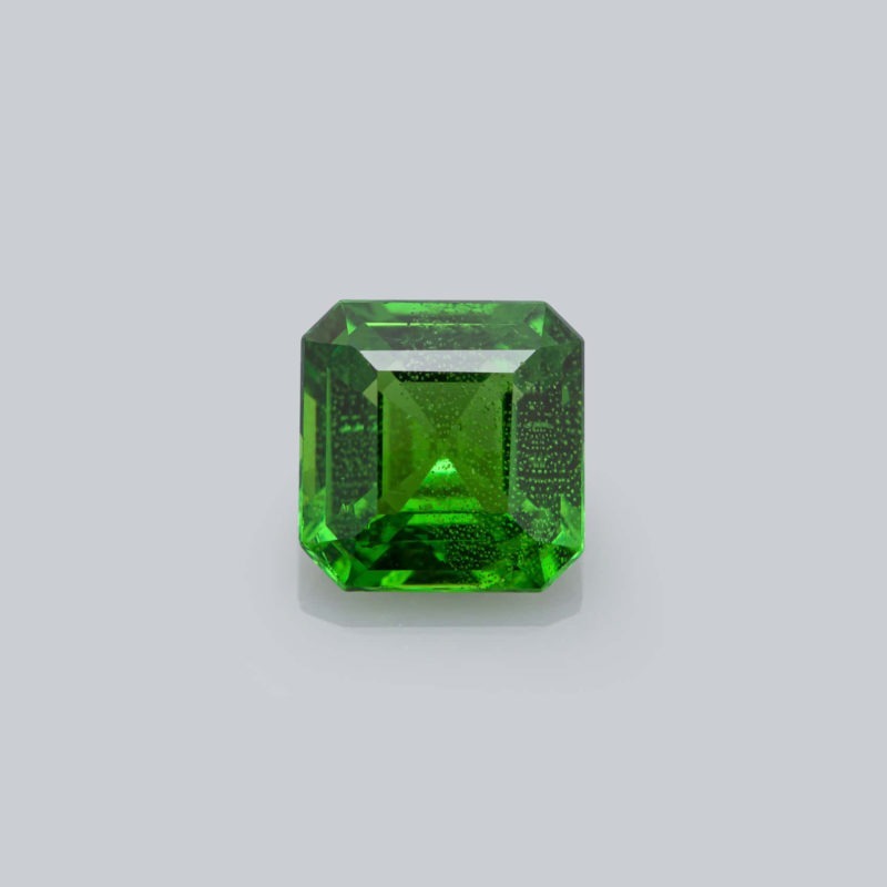 Tsavorite vert 0.79 carat(s)