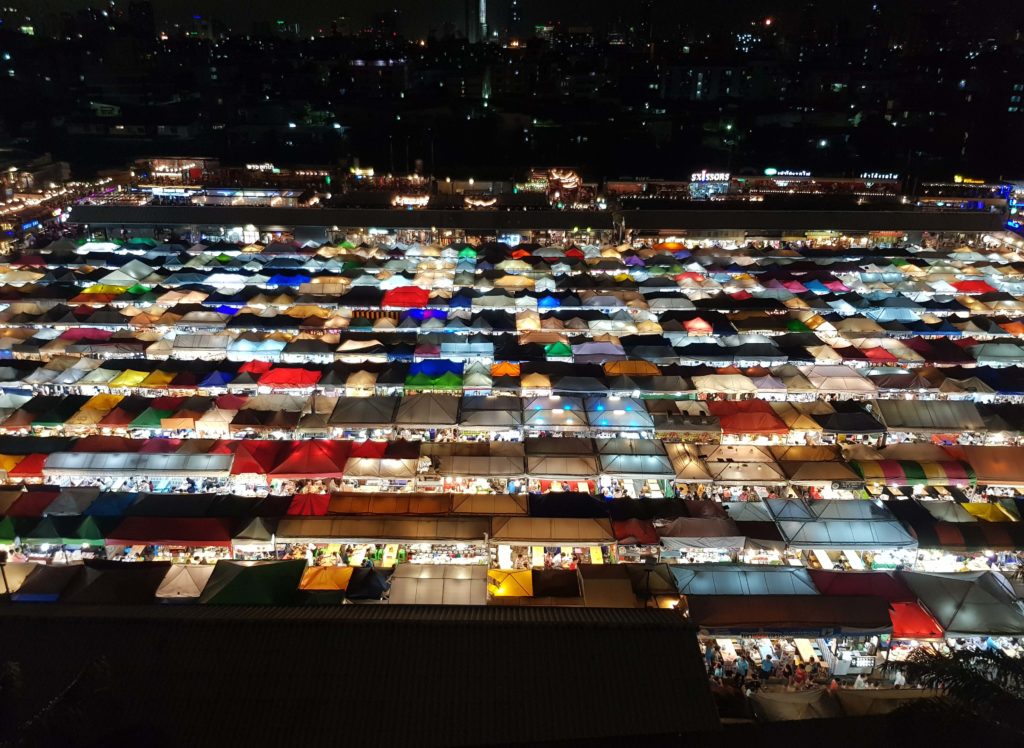 marché de nuit à bangkok