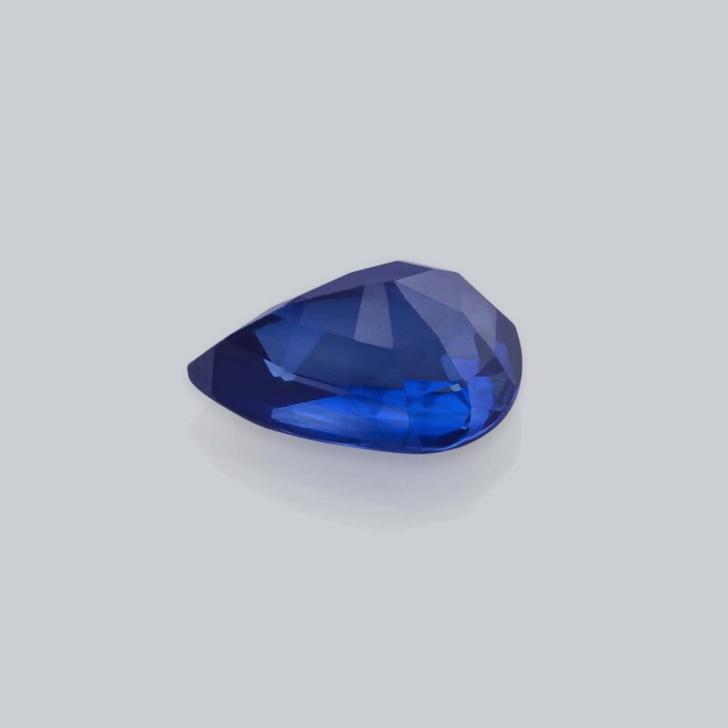 saphir bleu roi 1.57 carat(s)