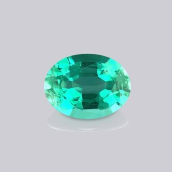 emeraude verte taille ovale