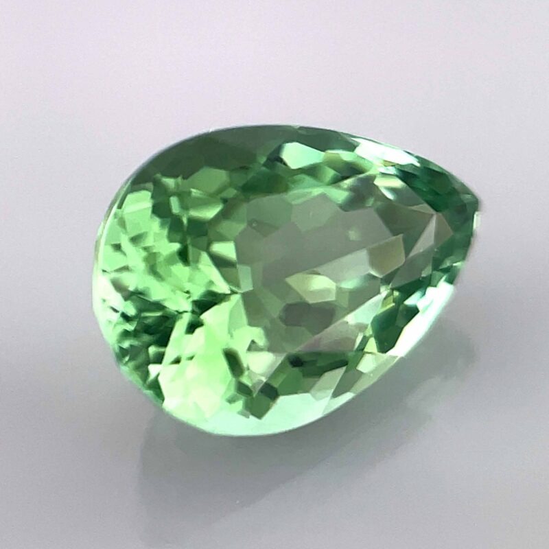 tourmaline verte taille poire