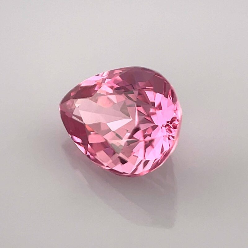 pink spinel pear shape origin luc yen