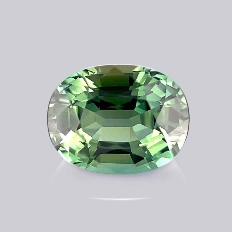 saphir vert non chauffé oval