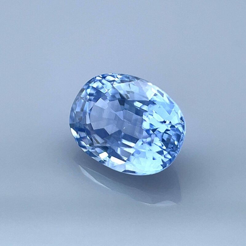 natural blue sapphire from ceylon oval cut