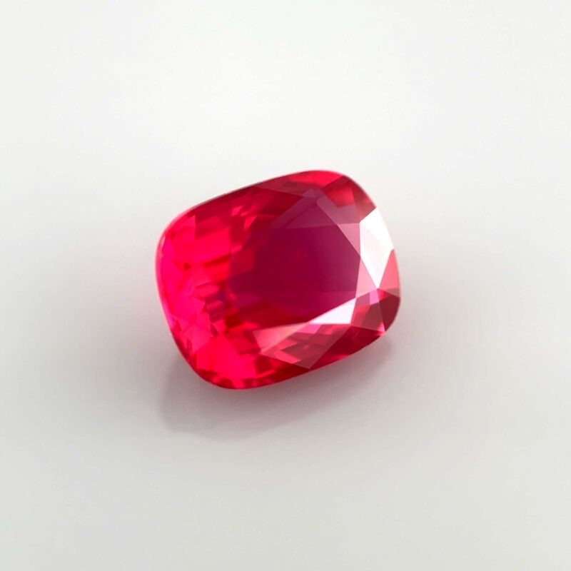ruby red pigeon blood unheated rare top stone master piece ring jewel investment