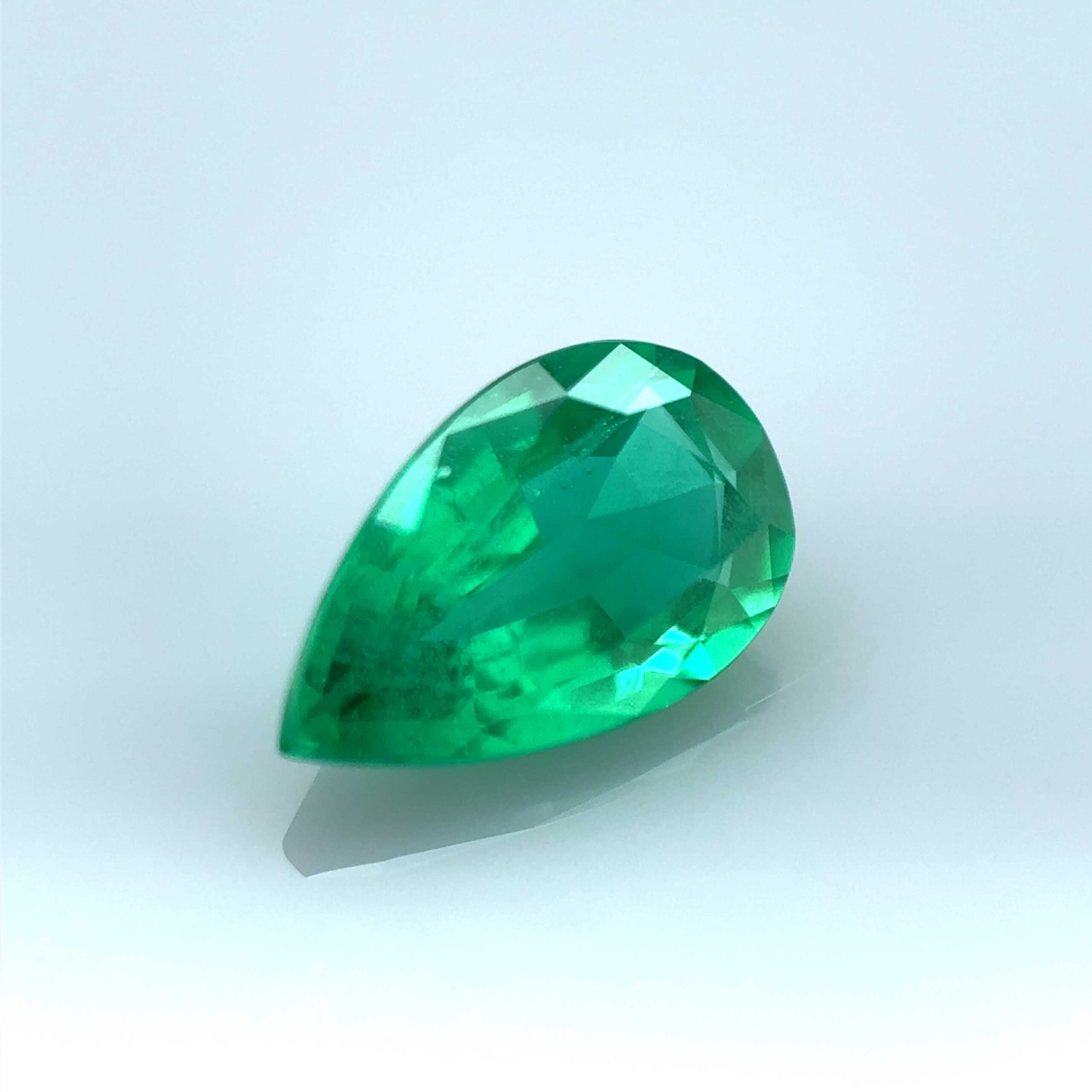 emerald no oil natural mygem pear shape green gem