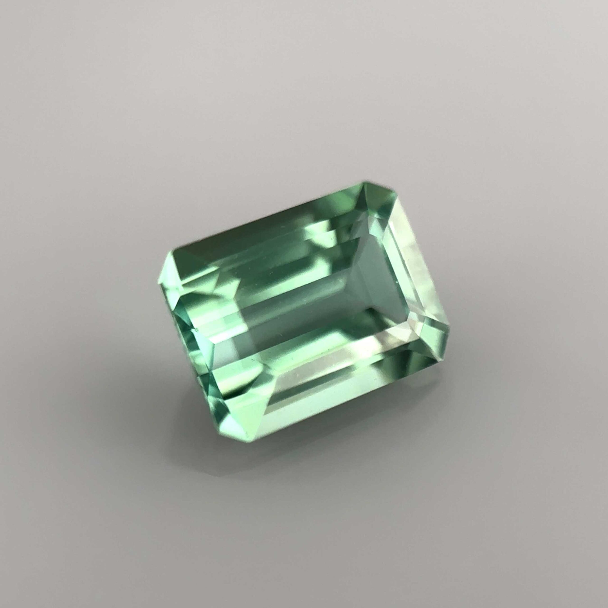 tourmaline bleue verte 1.00 carat