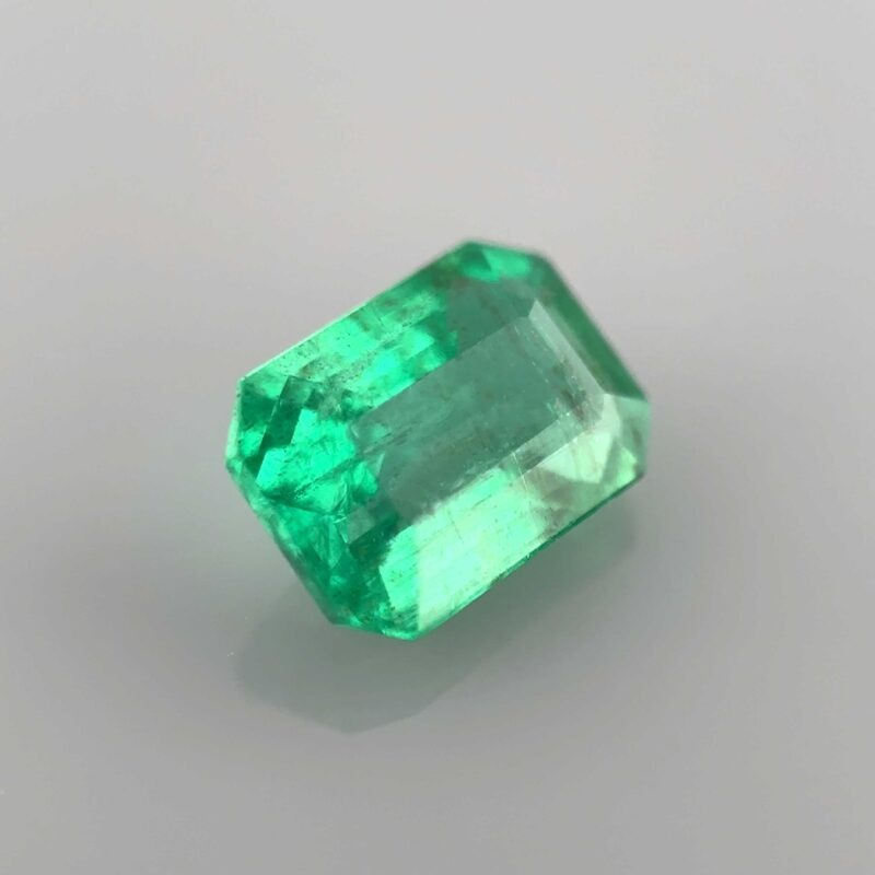 natural green emerald cut octogonal mygem